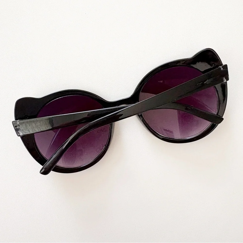 Children’s Place Black and Silver Cat Eye Kitty Sunglasses